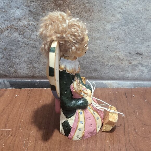 Designs by Diana Angel Figurine 4156 Collectable Sculpture Handcrafted - Picture 7 of 12